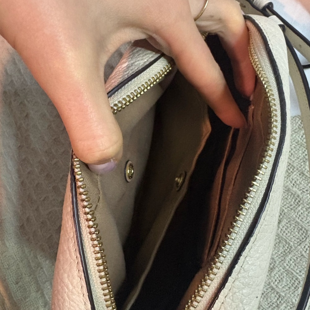 Coach white Crossbody Bag - Picture 6 of 7